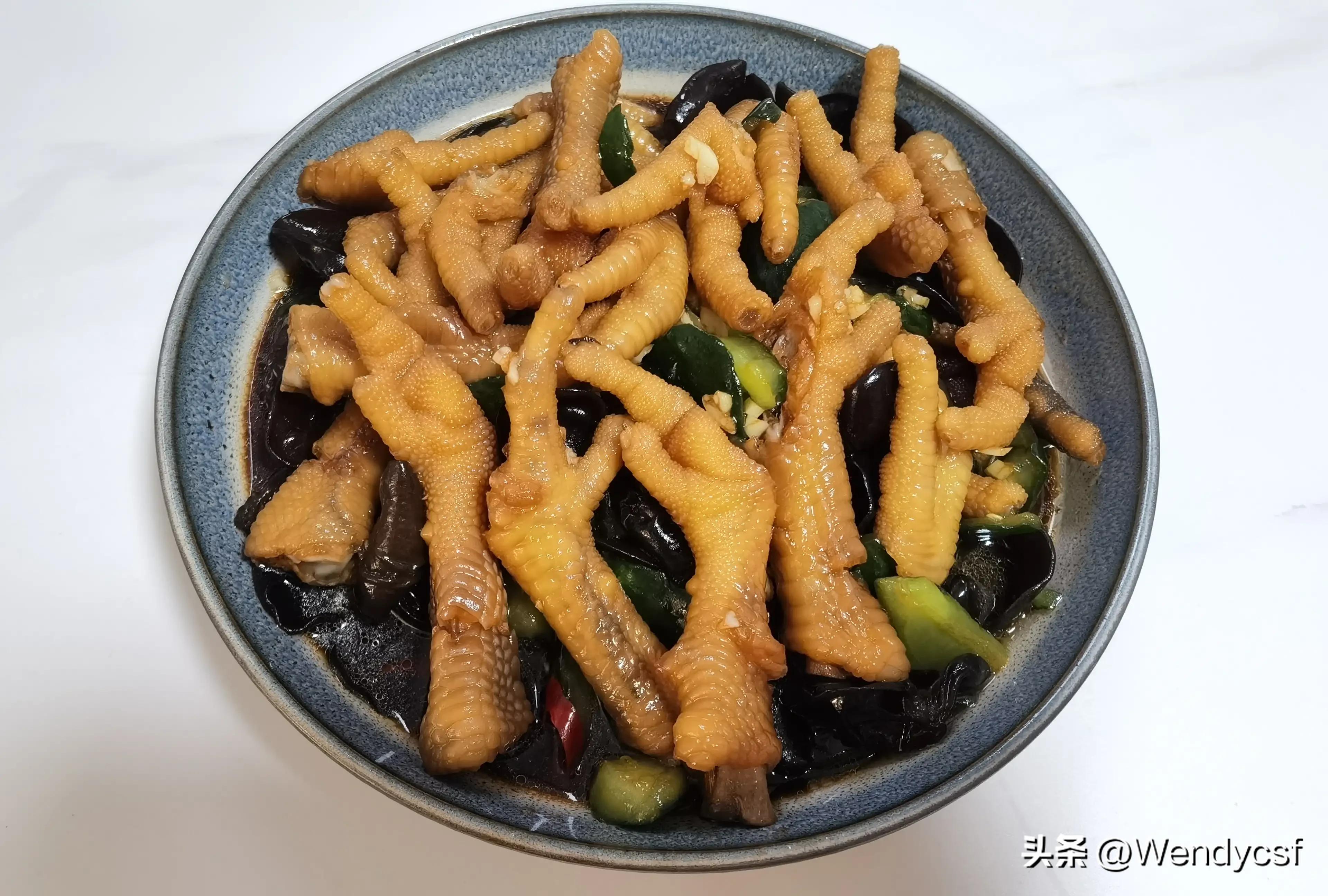 海底椰鳄鱼汤,海底椰川贝鳄鱼汤