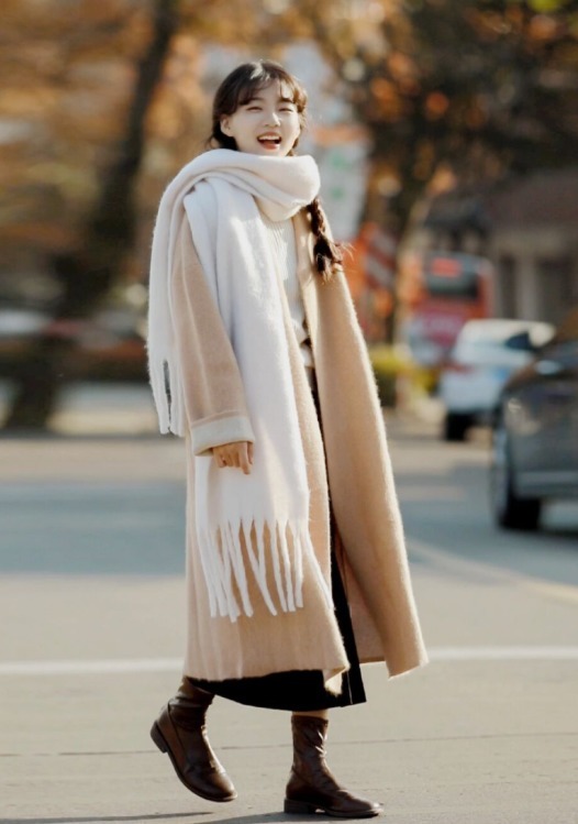 棕色大衣烂大街？学博主这样搭配，158cm也能穿出强大气场
