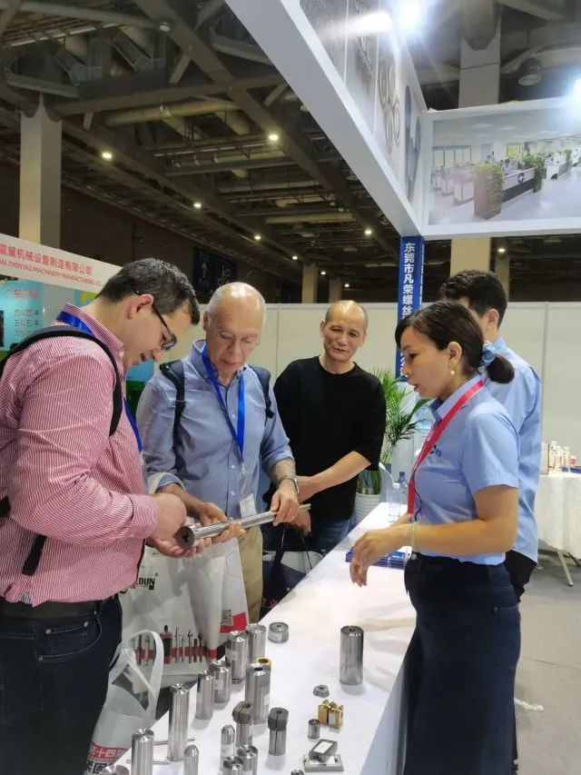 华人螺丝网访东莞市凡荣螺丝模具有限公司