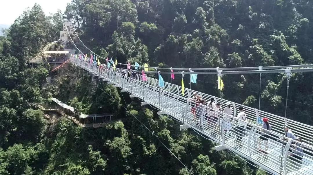 四会奇石河景区的银龙大瀑布,肇庆出发2-3天短途旅游推荐