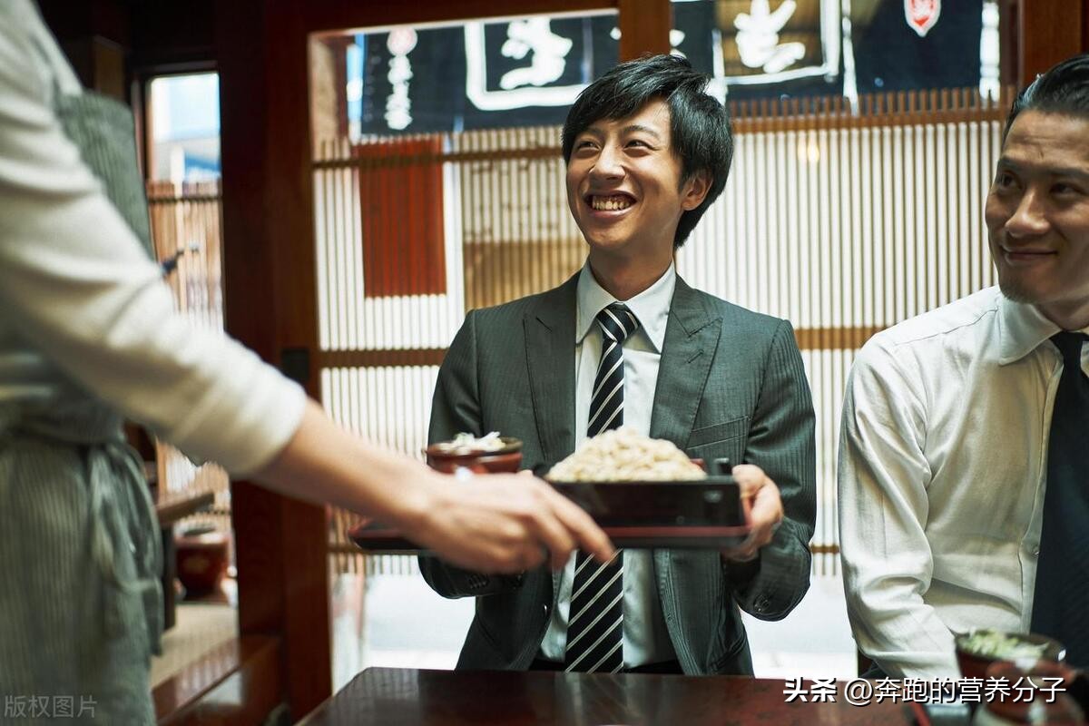 莫言酒国的经典语录,三分钟读一本书苏东坡传林语堂