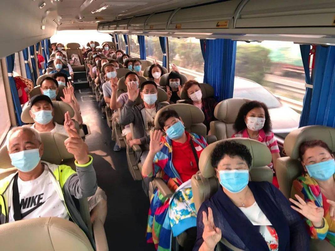 48岁导游中暑后去世,北京导游中暑身亡事件