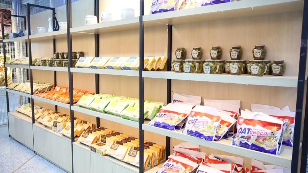 乌鲁木齐保税精品展示中心,乌鲁木齐保税展示中心在哪里