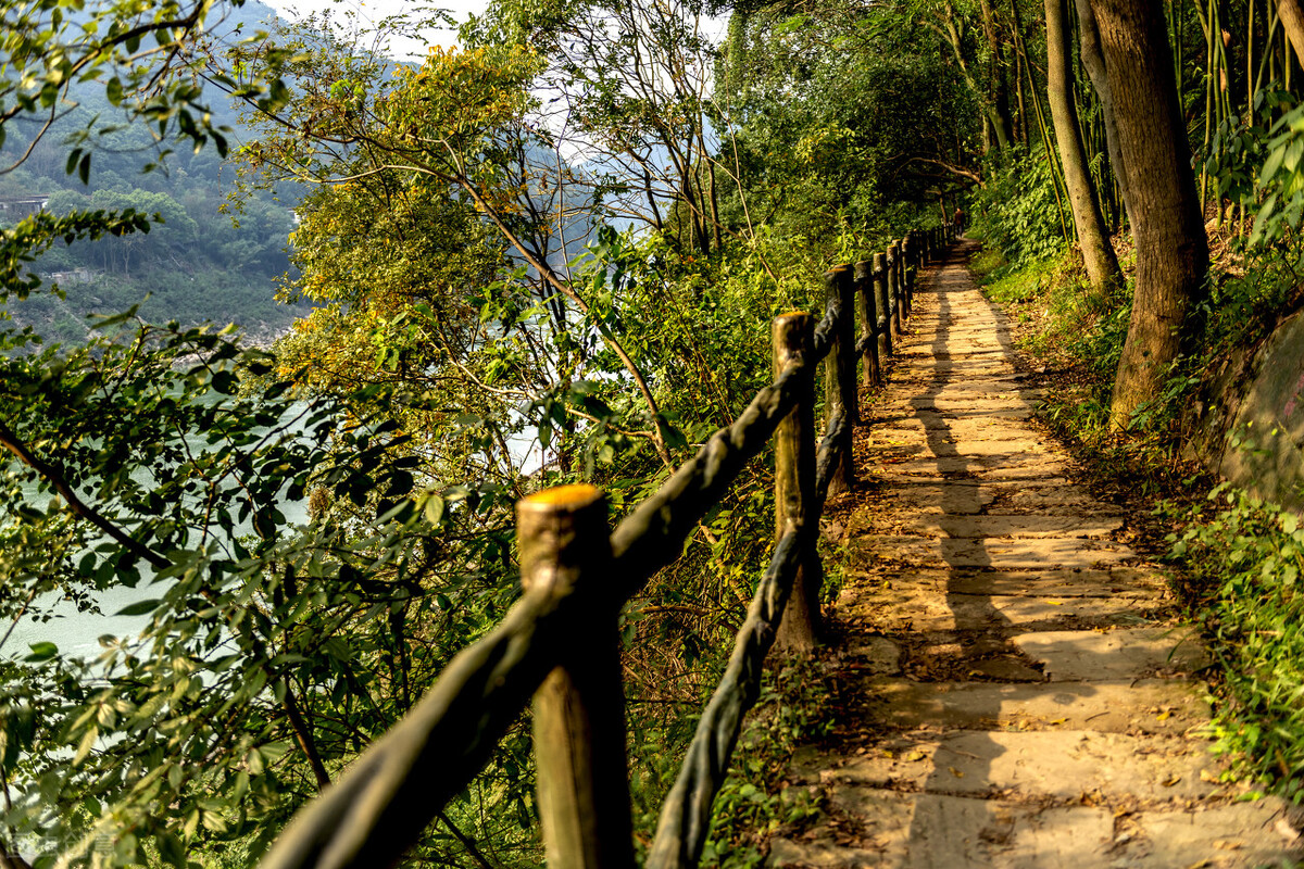 中国最热北碚天气多少度,45度高温的北碚