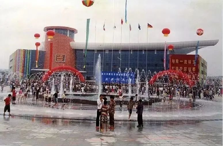 你抽屉里的袜子，70%都产自浙江这个小镇