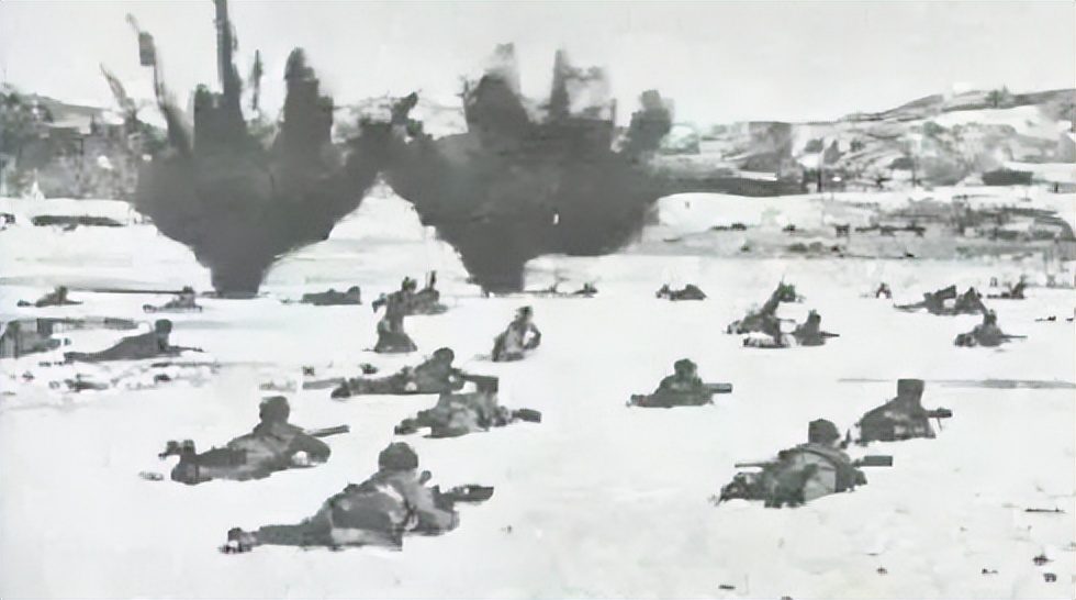 日本兵用一支烟炸沉自家战舰，日方对此拒不承认，还反咬美国一口