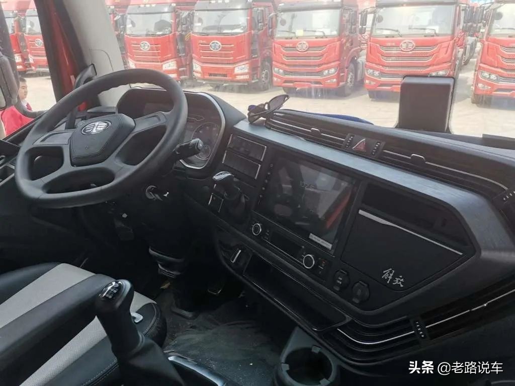 合肥解放j6p560马力牵引车报价,解放j6创富版220马力介绍