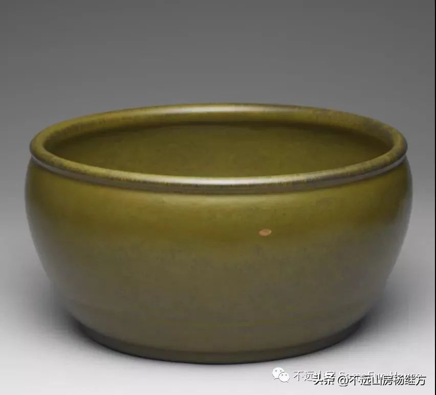 雍正乳白釉瓷器 (雍正年代青釉瓷器)