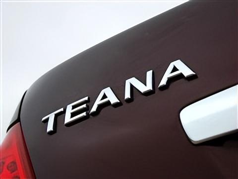 有颗强大心脏评全新日产天籁,日产天籁2021款2.0舒适版测试视频