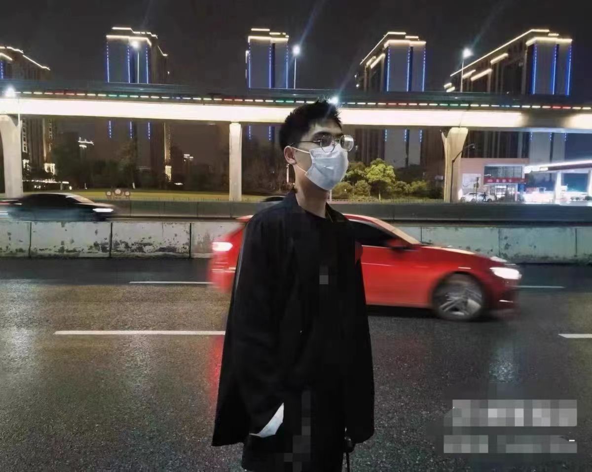 我17年被人忽悠在老家买一套商铺,21年被忽悠在清远买了套别墅