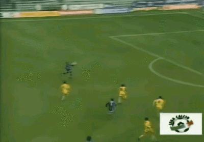 战神巴蒂必杀技,足球战神巴蒂斯图塔