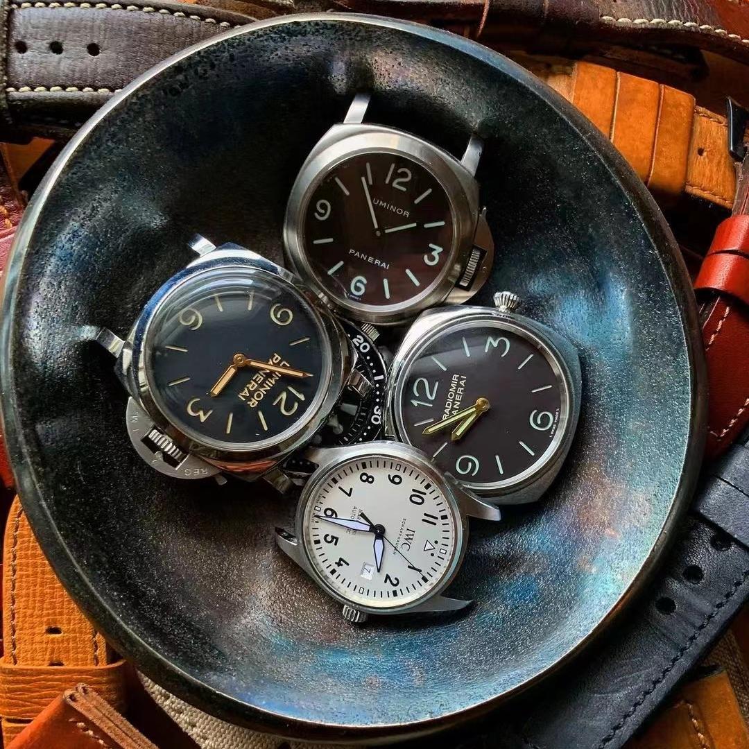 成年人的世界没有二字可言,成年人的世界里没有二字可言