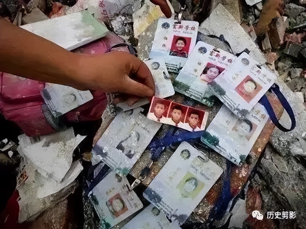 汶川地震15周年：100张照片，100个让人泪流满面的瞬间