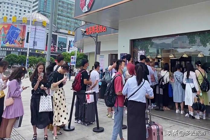 二线名城潍坊气候舒适，生活气息浓厚，外地美女明显增多