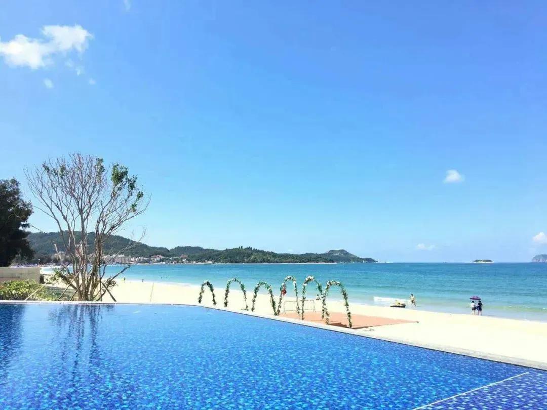 双月湾海边度假酒店推荐,双月湾优美日落海景沙滩度假酒店