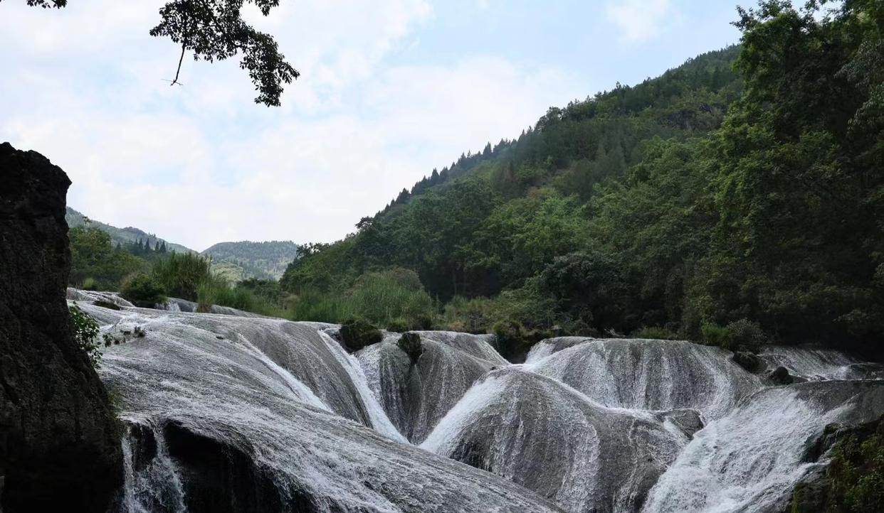 深圳到贵州三日游有哪些地方玩儿,贵州玩儿的地方