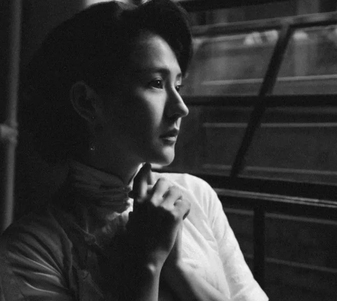 热依扎是单亲妈妈吗,热依扎演妈妈