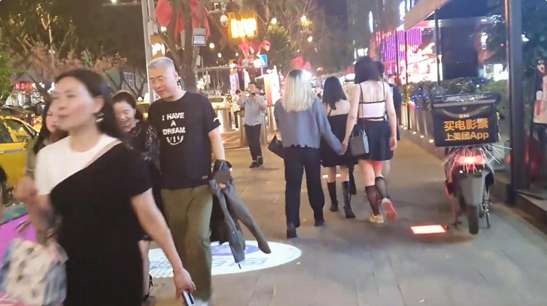 重庆江北夜市视频,重庆江北不夜城