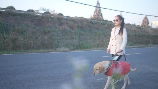 华为运用科技创新，助力视障人群打通“科技盲道”