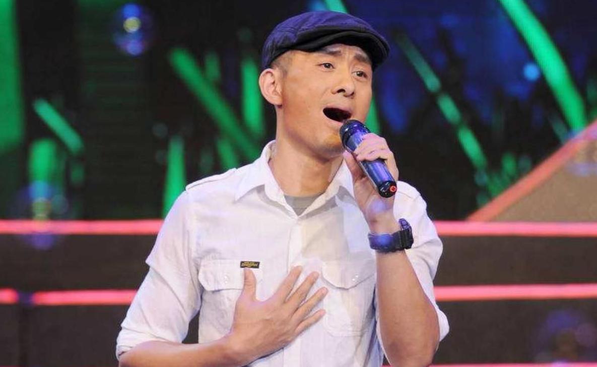 阿宝是如何装疯卖傻的,阿宝装疯卖傻视频