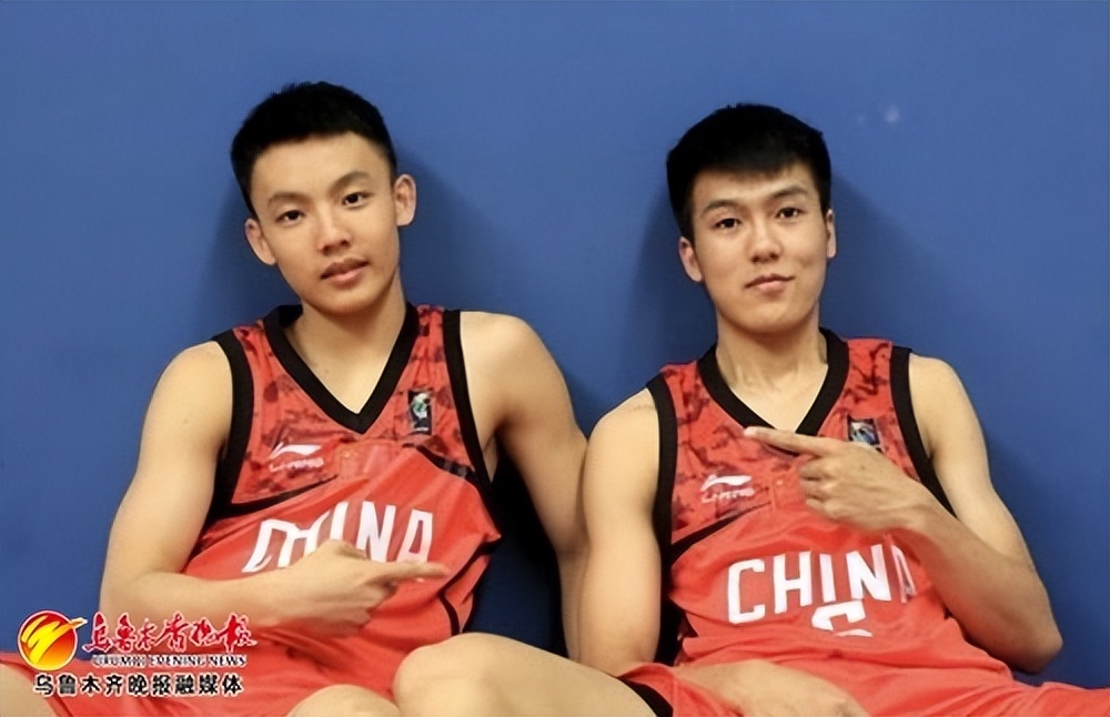 新疆男篮黄荣奇视频,黄荣奇新赛季回归四川篮球吗