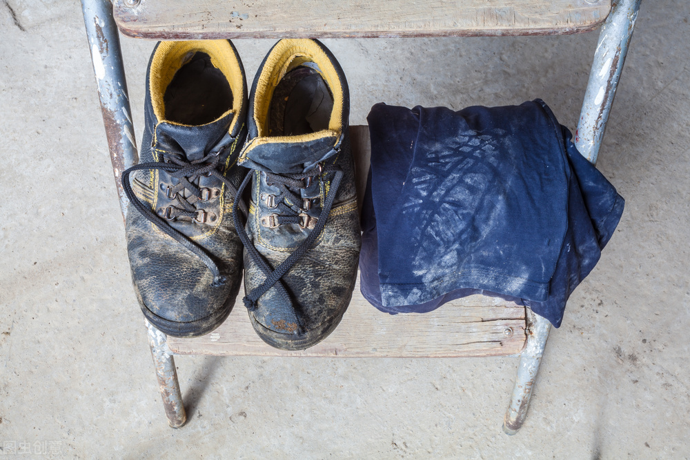 洗鞋店告诉你洗鞋子小技巧,洗鞋小妙招最火视频