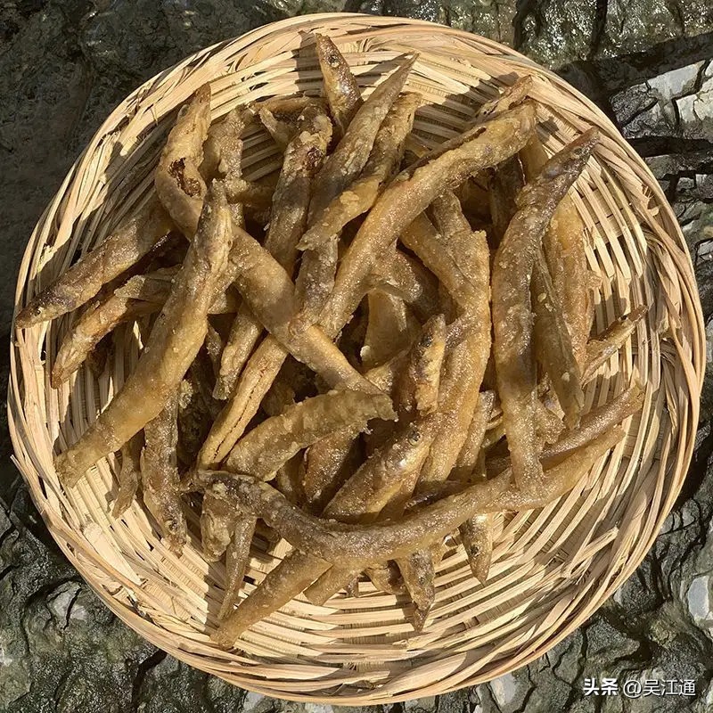 泥鳅发病怎么处理干净,泥鳅吃什么