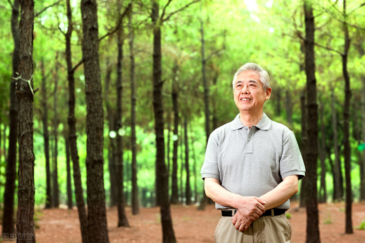 朋友圈广告投放最低充值多少钱,腾讯广告朋友圈投放怎么收费