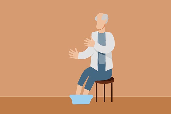 血糖高脚上出现四种变化要注意了,血糖高的人脚上有三种表现