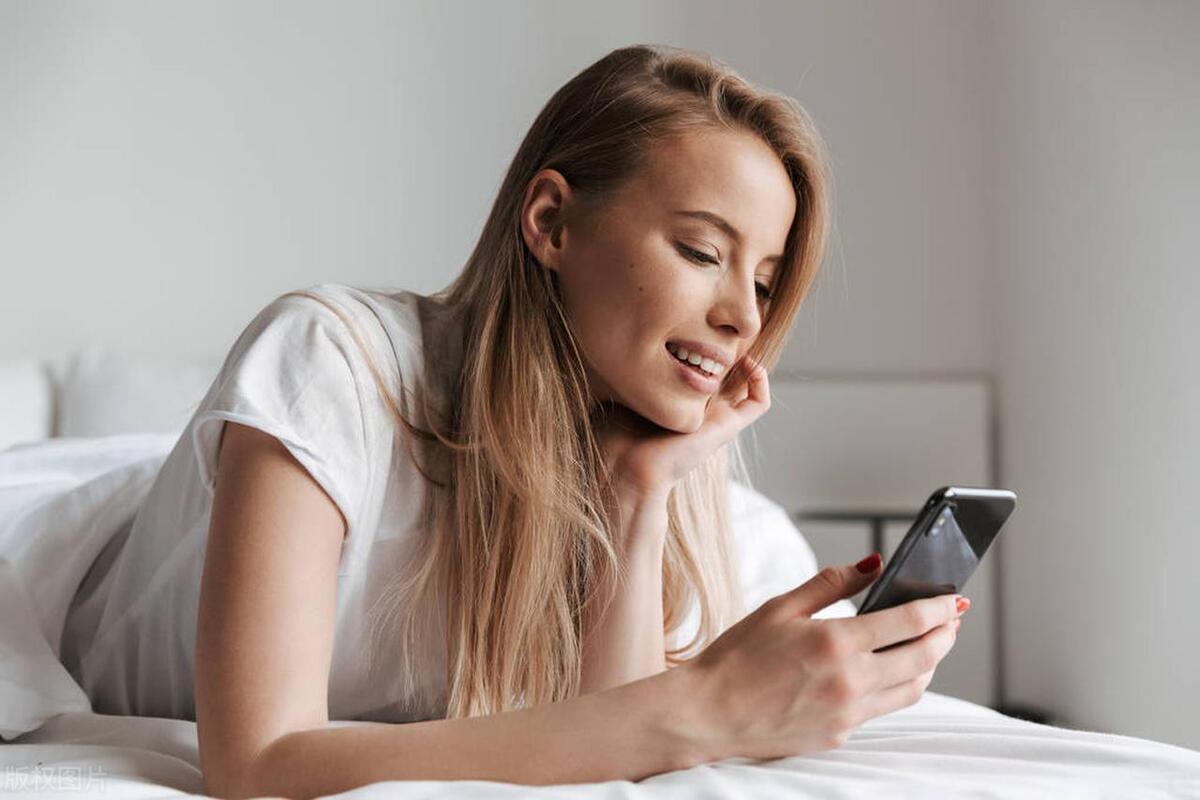 18岁刚参加完高考感染艾滋病,18岁女孩染上艾滋