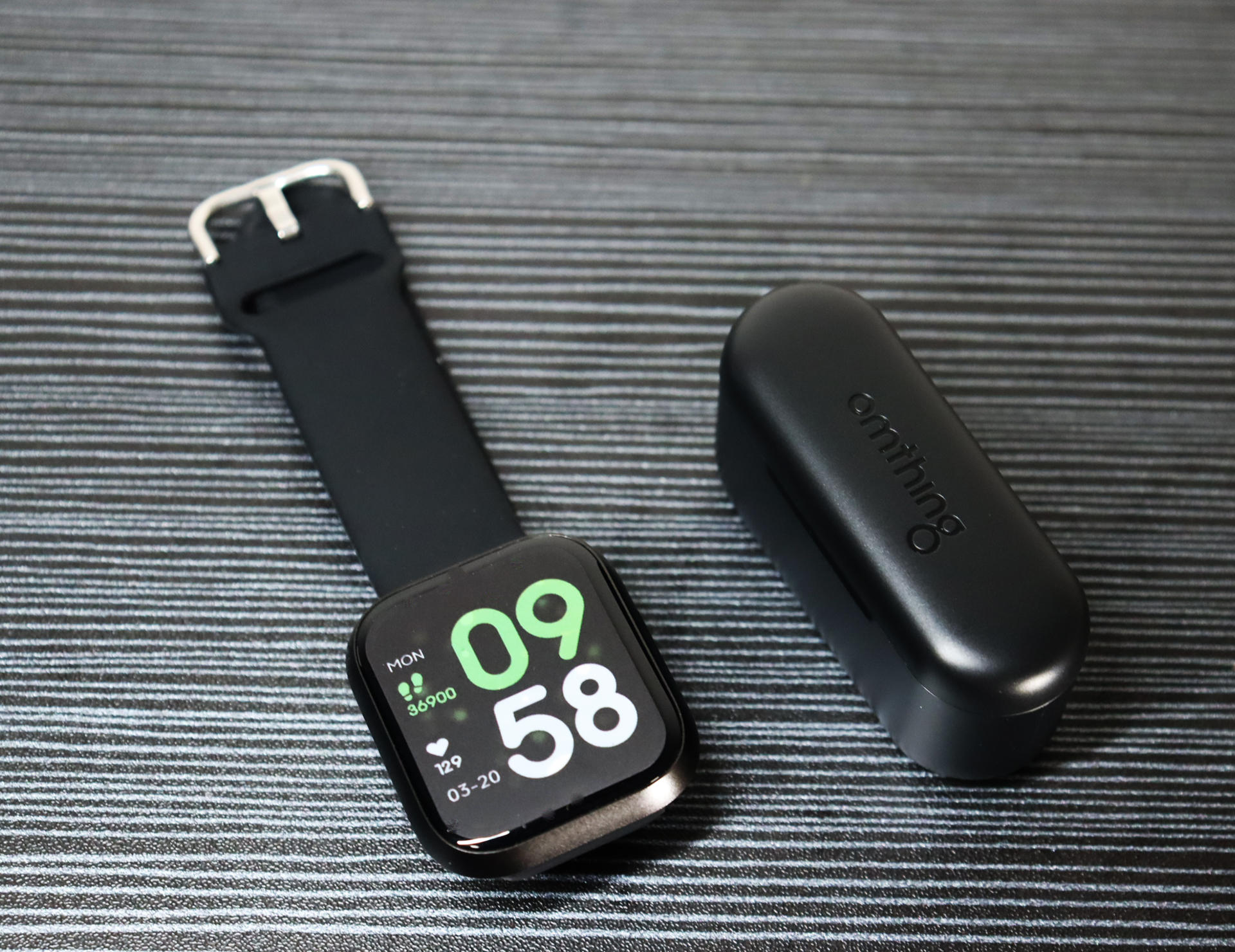 omthing智能手表有几款,omthing简悦智能手表升级