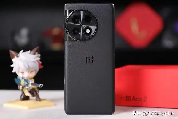 性能不输旗舰别错过这四款,4500元预算哪几款旗舰人气最高