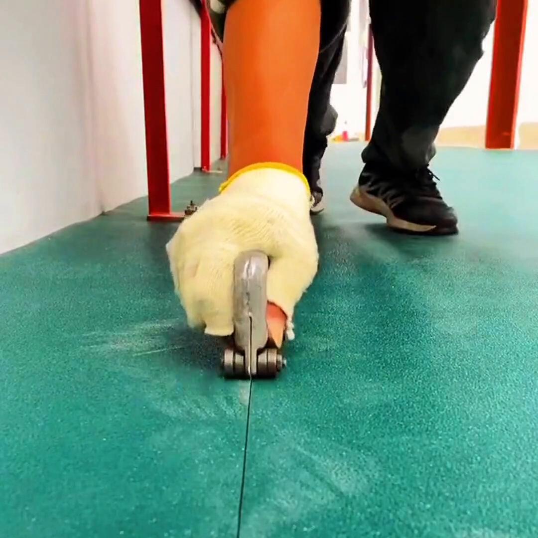 塑胶地板和pvc地板的区别在哪里,pvc塑胶地板革有毒吗安全吗