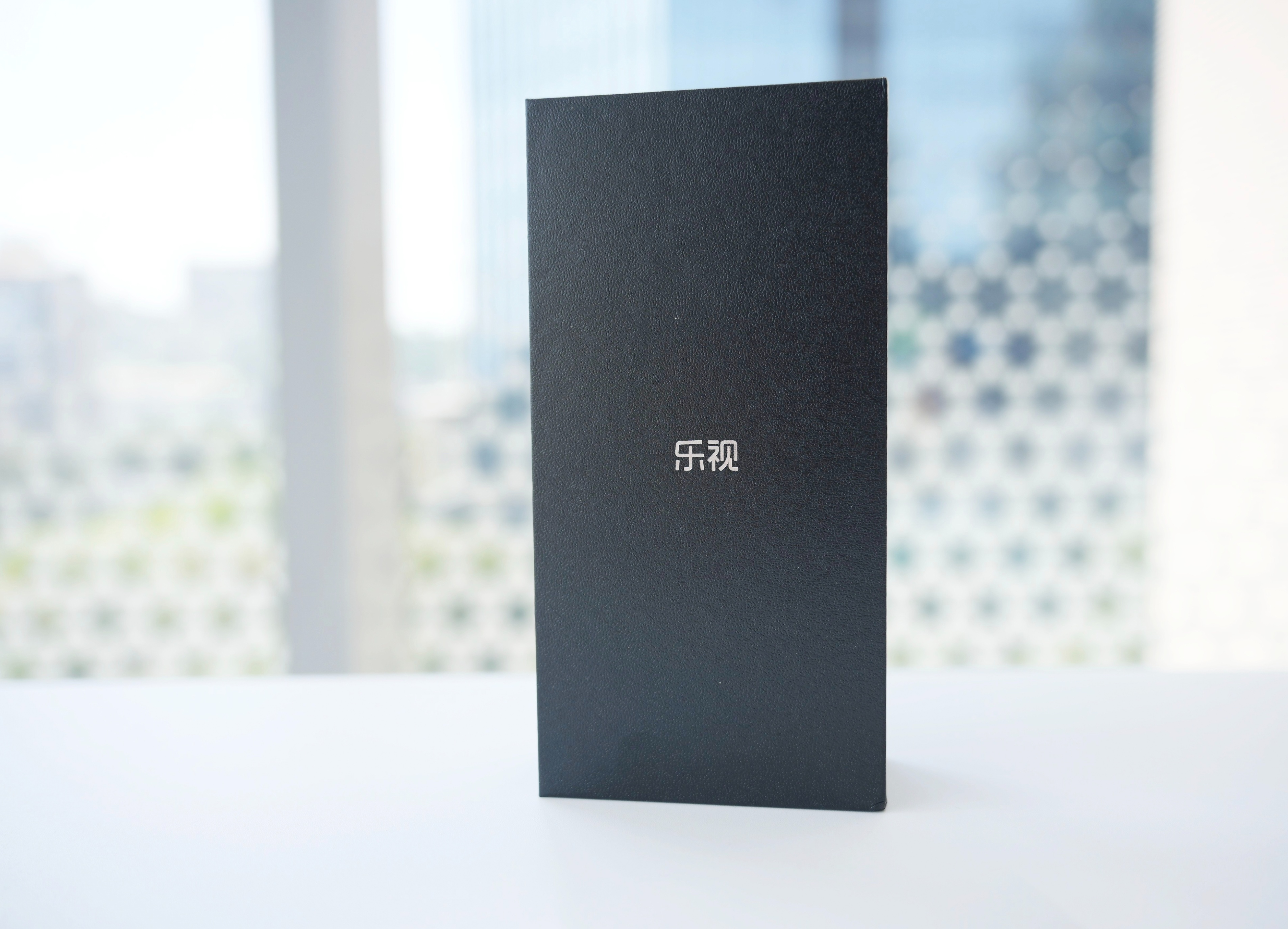 乐视发布y2pro入门手机,新款乐视letvy2pro八核智能手机