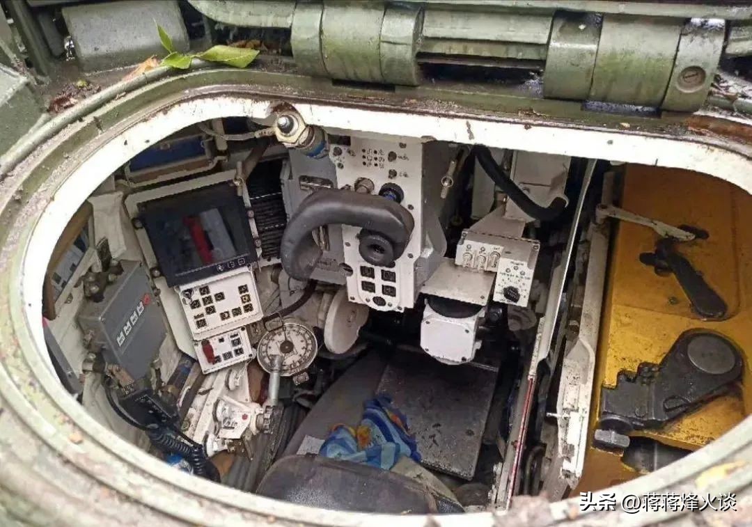 俄罗斯扔下了多少物资,俄t90m坦克被缴获