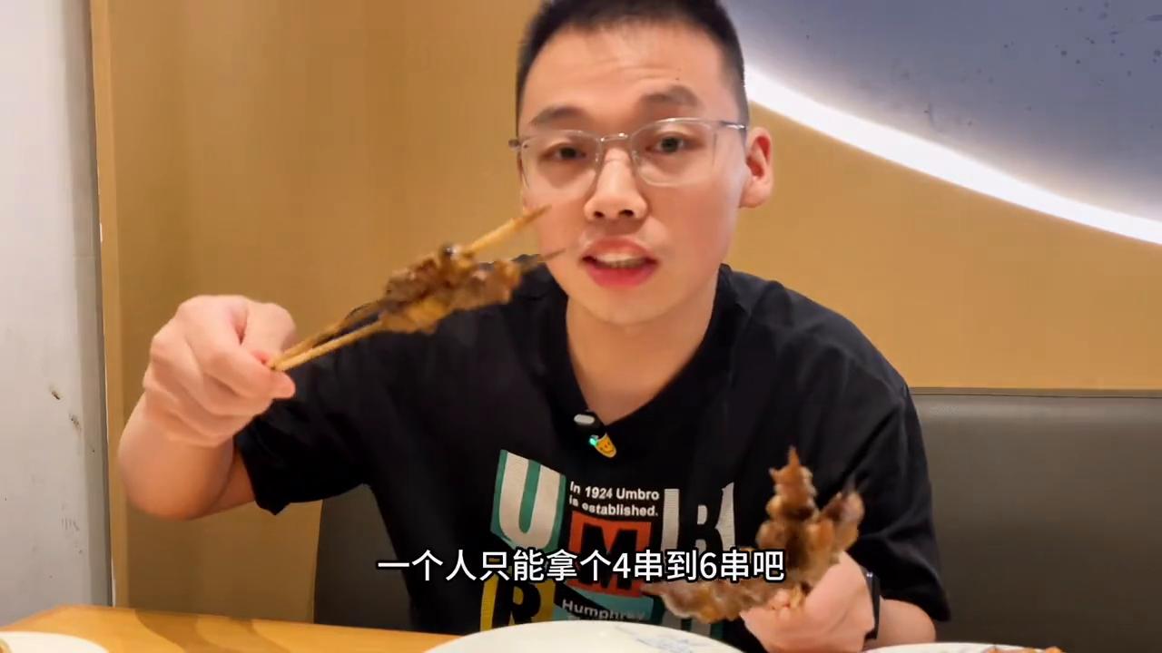 星伦多海鲜自助用的是三文鱼吗,星伦多海鲜自助刺身