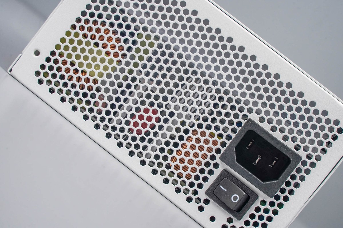 手把手详细组装电脑,超详细的电脑装机