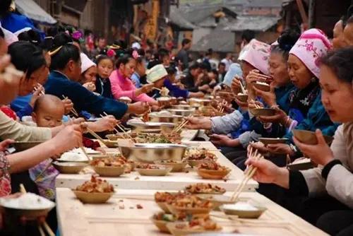 吃刨猪汤有什么讲究吗,吃刨猪汤是什么意思