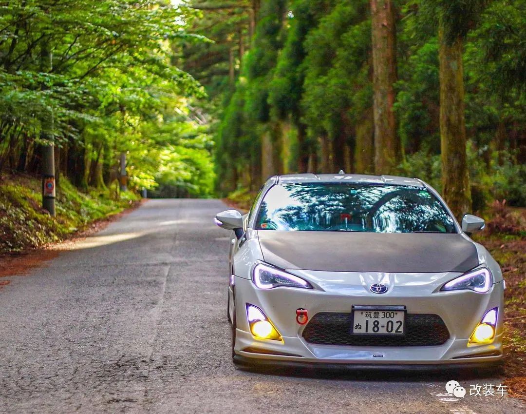 头文字d的女朋友,头文字d里面gt86的车主