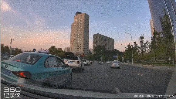 最新高清夜视行车记录仪,记录仪高清夜视24小时行车记录仪