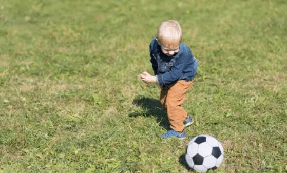 现代足球起源于苏格兰吗,欧洲现代足球发展史