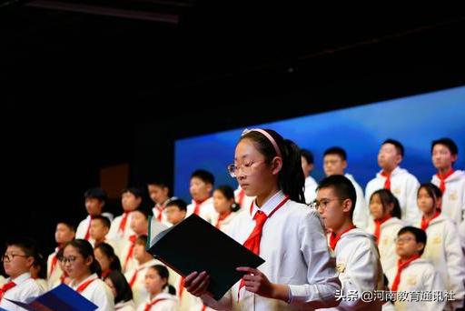 经典国学诵读伴我成长,经典诵读伴我成长400字