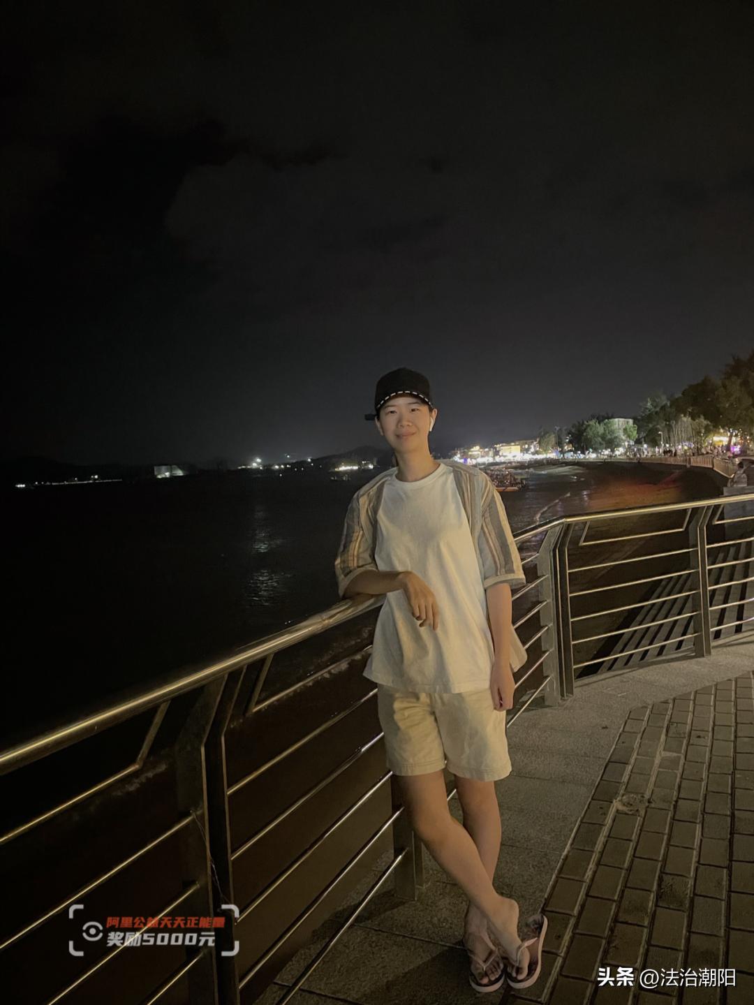 女研究生为救轻生者胳膊被咬淤青,研究生救轻生女子