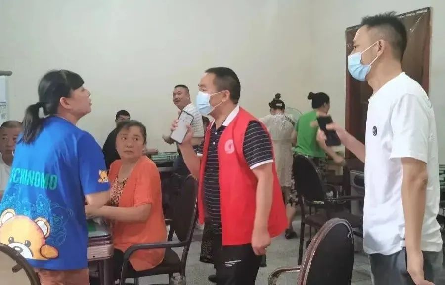 做好疫情防控都江堰在行动,压紧防控责任筑牢安全防线