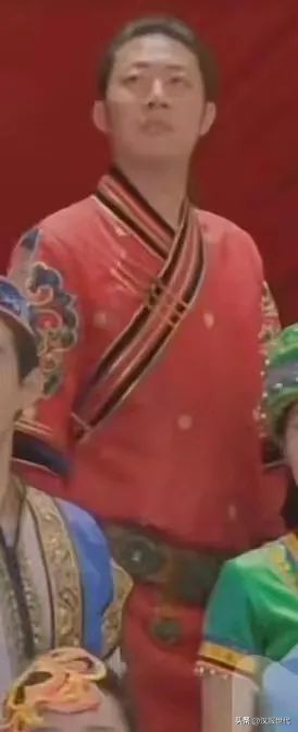 中国最正式的传统汉服,56个民族汉服都有哪些