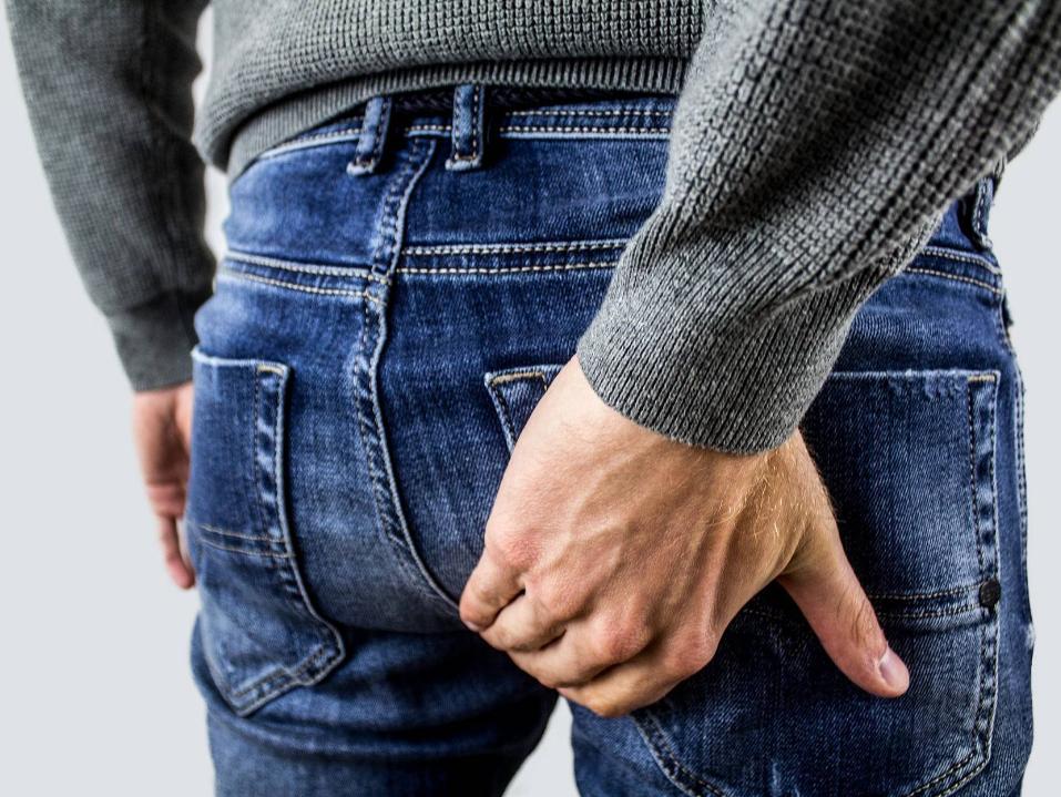 肛门周围潮湿瘙痒到底怎么治疗,肛门周围潮湿瘙痒是怎么治疗