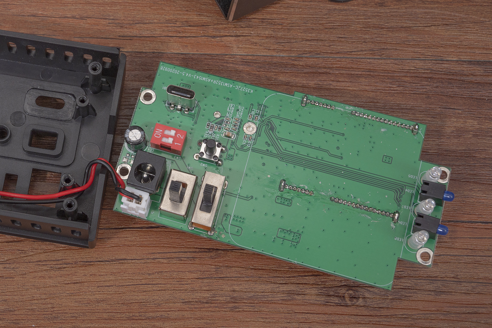 常用数据备份方式磁盘阵列,raid磁盘阵列到底哪个安全