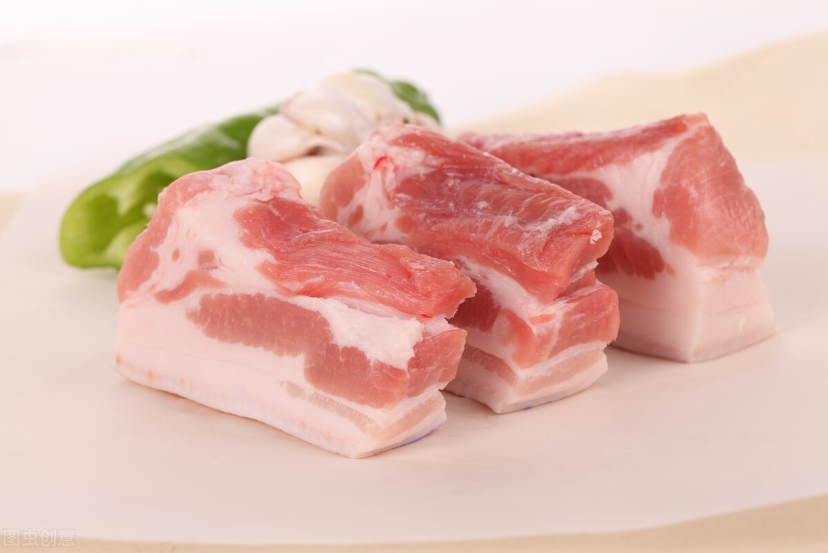 生猪价格近十年变化,生猪生产形势转好猪肉价格回落