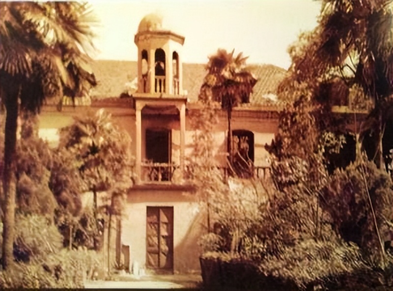 从明德女中到嘉兴三中,从明德中学到火车站坐几路公交车