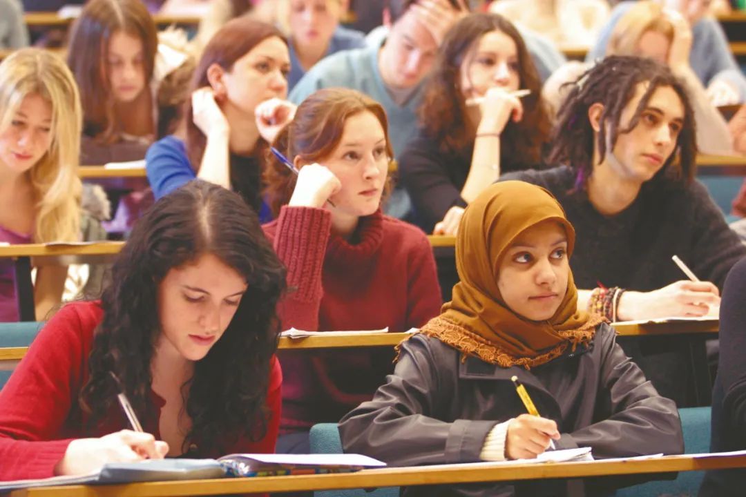 埃塞克斯大学相当于985还是211,10个理由告诉你为什么留学